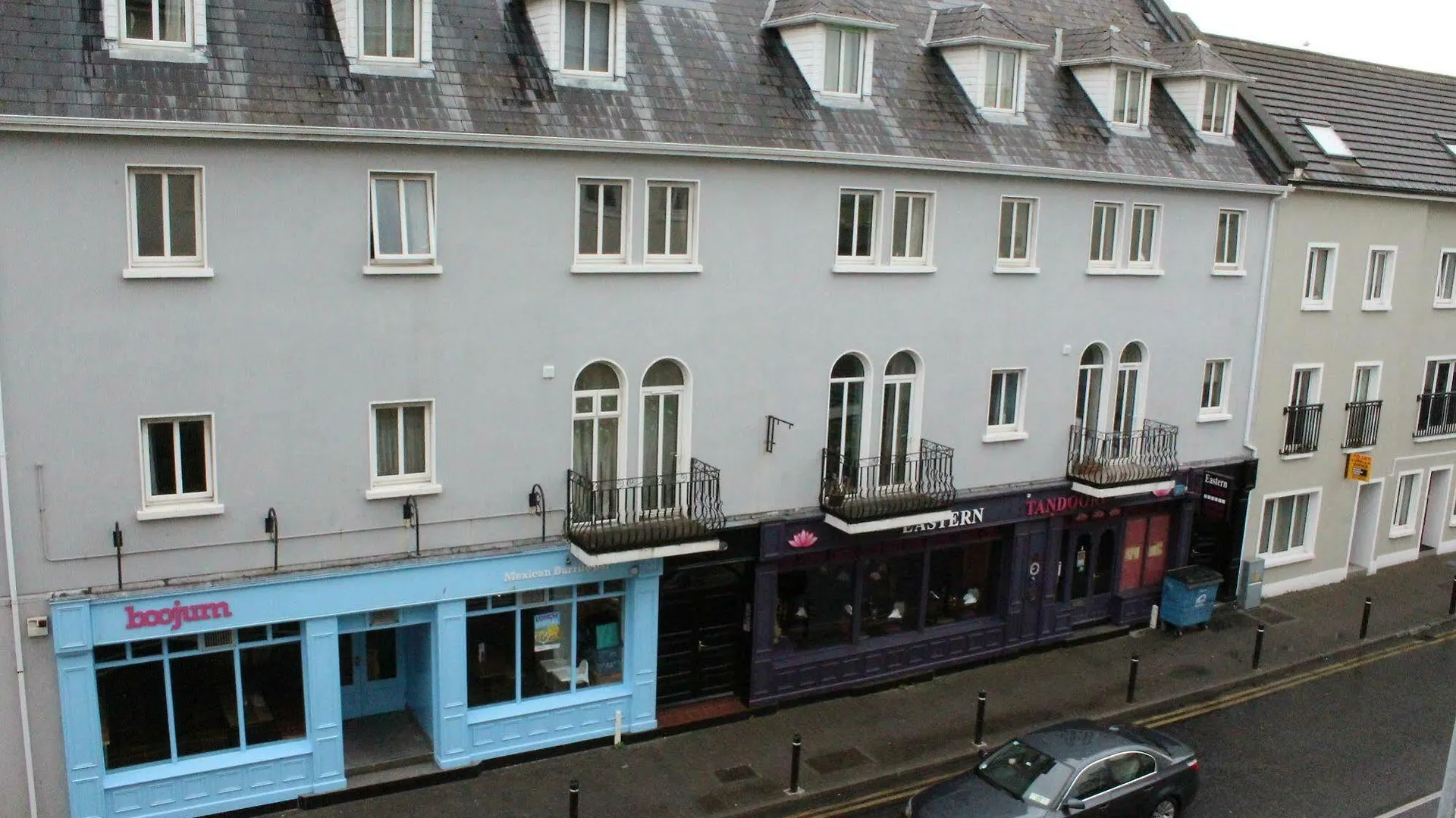 Spanish Arch Apartments Galway
